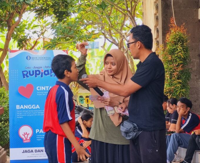 Sosialisasi Cinta, Bangga dan Paham Rupiah Di SLB Negeri 1 Jembrana