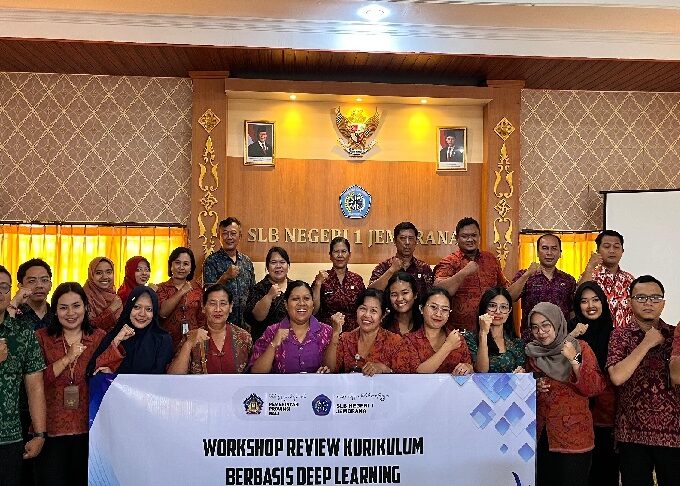 WORKSHOP REVIEW KURIKULUM BERBASIS DEEP LEARNING